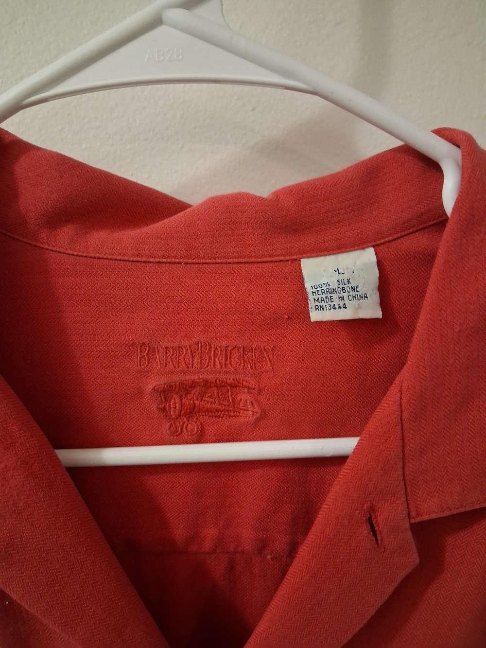Barry Bricken Men’s 100% Silk Vintage Herringbone Button Down Shirt - Picture 3 of 4